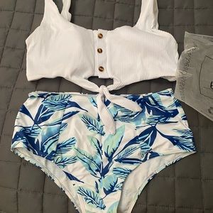 Beachsissi swim, brand new! Medium